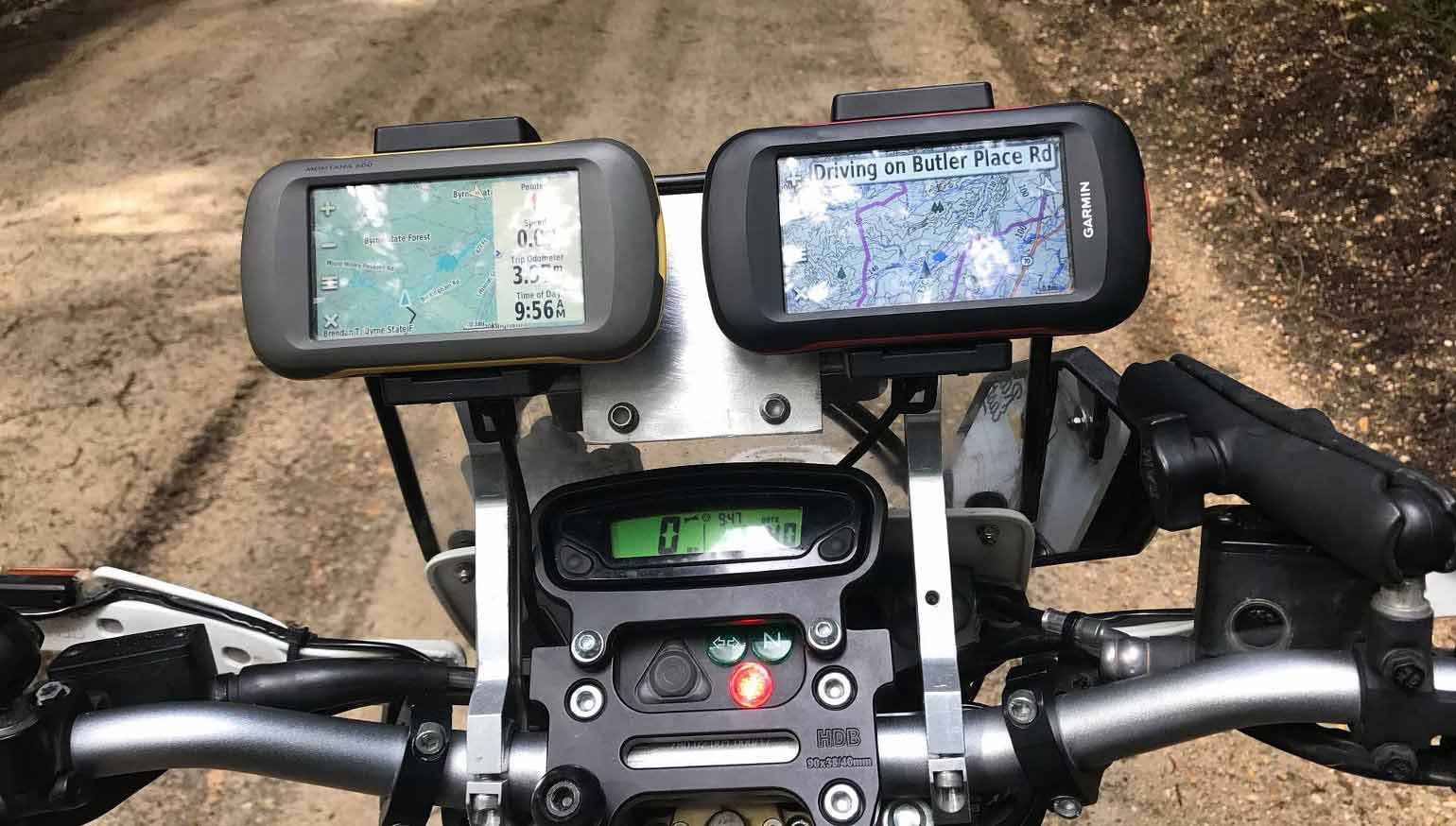 connecté moto gps