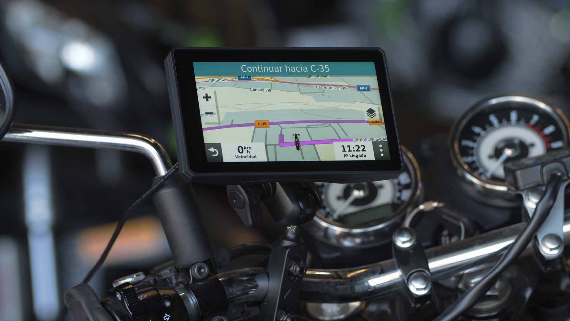 connecté moto gps