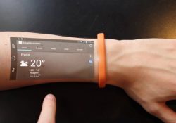 smartphone bracelet